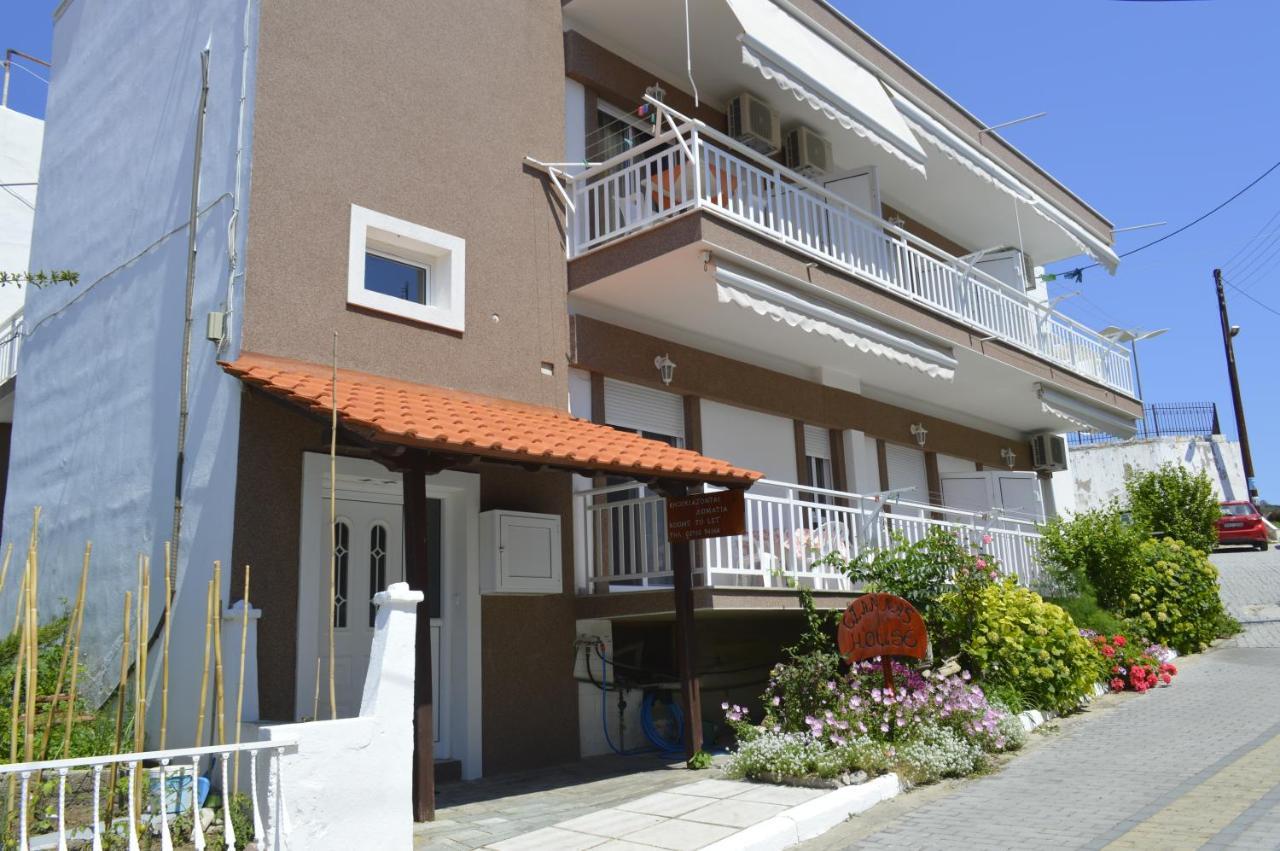Aparthotel Giannas House Sarti Exterior foto